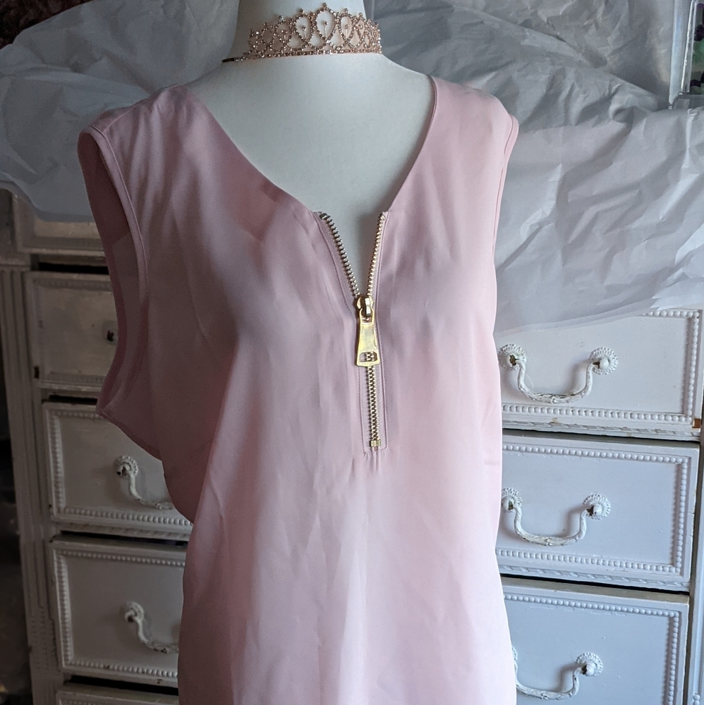NWT 14/16 zip front top Avenue light Pink
